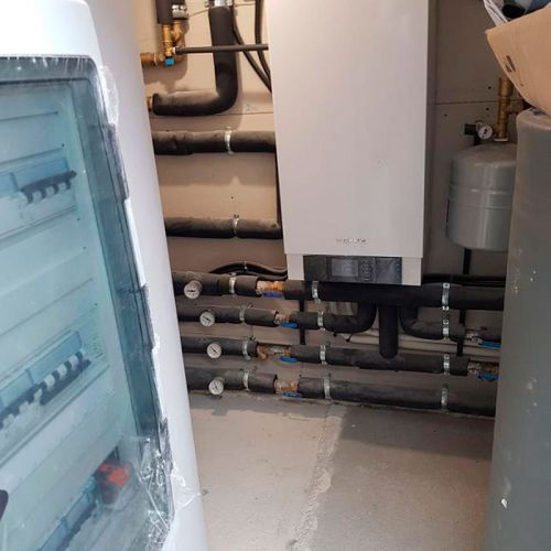 Unidad interior de aerotermia